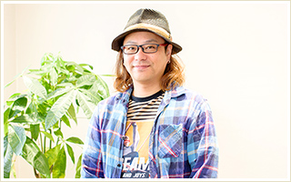 スタイリスト